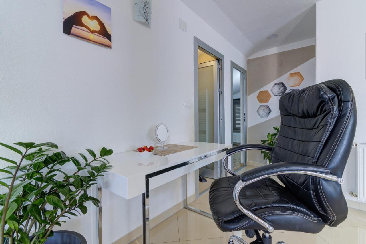Apartment Ćosić Green Klenovica Zewnętrze zdjęcie